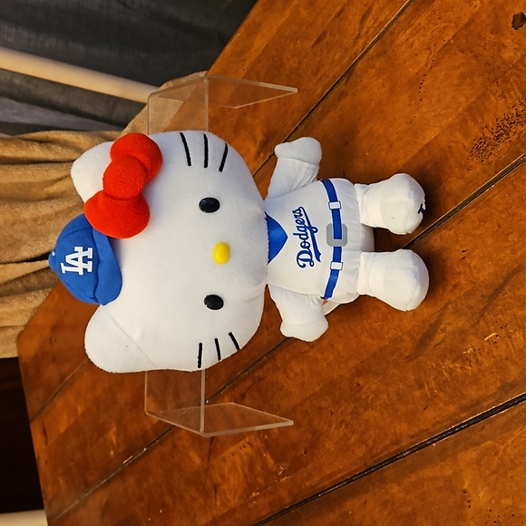 HELLO KITTY - LA DODGERS | PLUSH - Picture 6 of 7